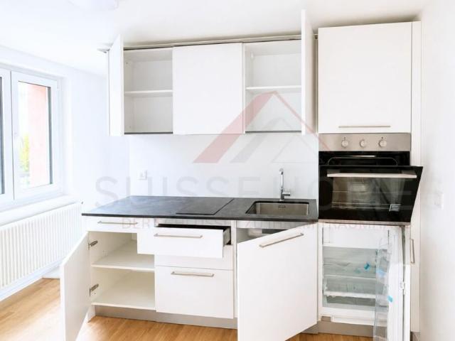 Neuwertiges 1.5 Zimmer Studio im 1. Obergeschoss kompakt, ruhig und sonnig