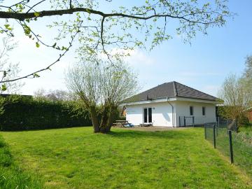 Neuwertiges Ferienhaus nahe Weserstrand in Elsfleth OHW