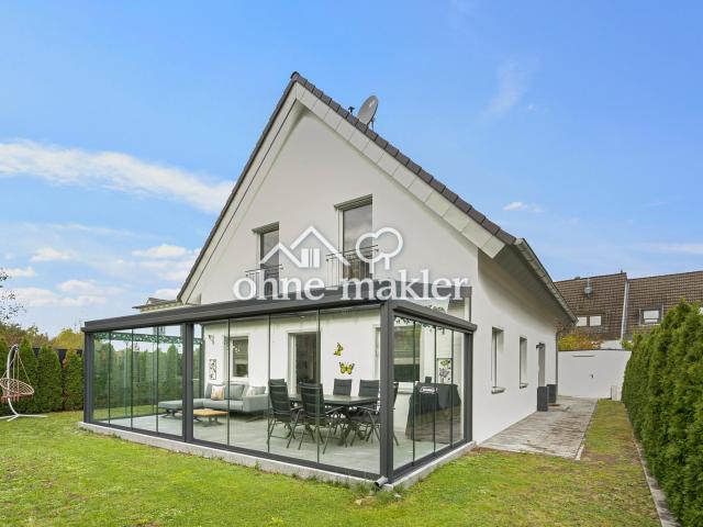 Neuwertiges Einfamilienhaus 2019 mit Wärmepumpe, Photovoltaik, Garten und Garage mit Carport