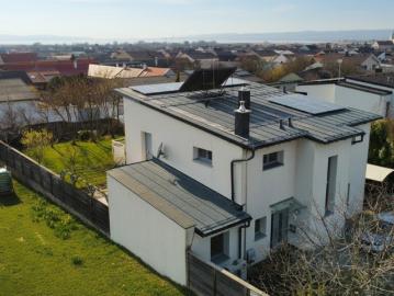 RESERVIERT* Neuwertiges Einfamilienhaus in absoluter Traumlage – Ankommen, Einziehen, Wohlfühlen