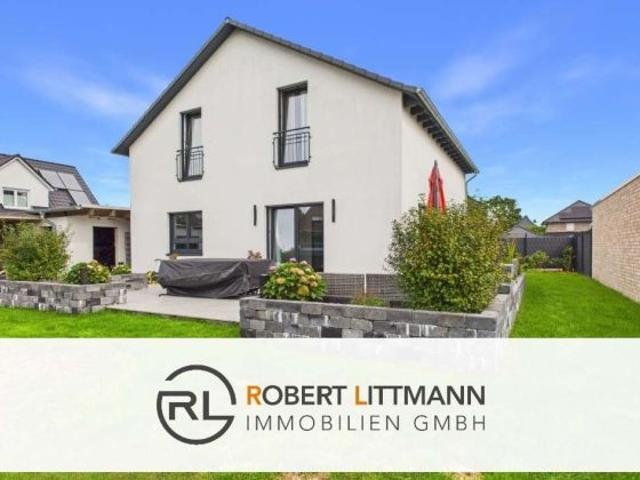 Neuwertiges Einfamilienhaus in Delmenhorst mit gehobener Ausstattung
