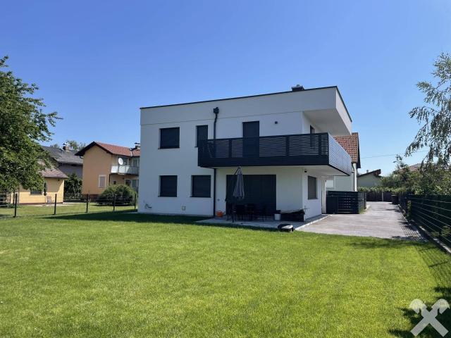 Neuwertiges Einfamilienhaus in wunderbarer Sonnen und Ruhelage in Graz Webling