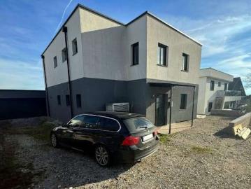 Neuwertiges Einfamilienhaus in Oberzirking, 5 Zimmer, Garten, Garage, 187m² Wohnfläche