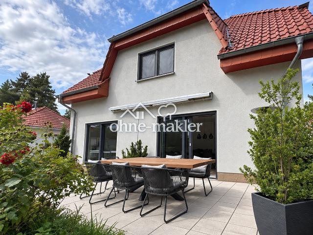 Neuwertiges Einfamilienhaus mit großem Grundstück & zusätzlichem Bebauungspotential