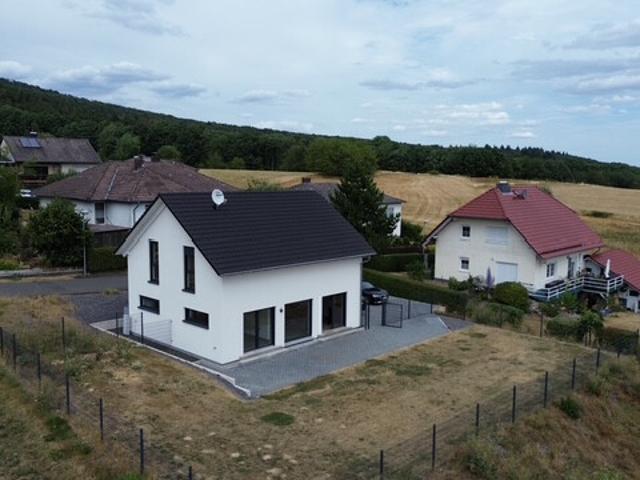 NEUWERTIGES MODERNES WOHNEN MIT FERNBLICK! KEINE KÄUFERPROVISION!