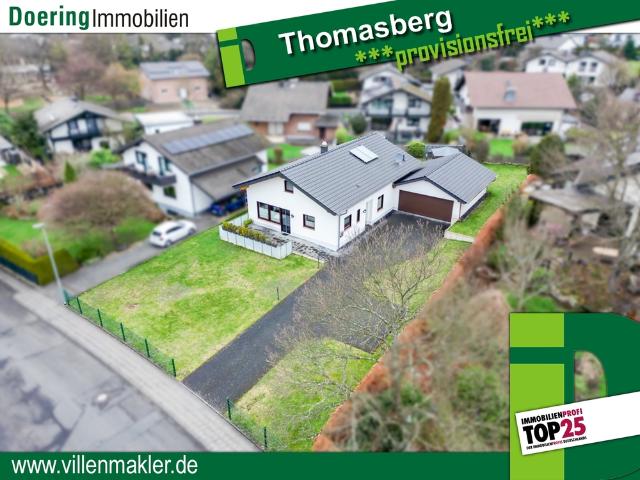 Neuwertiger Bungalow auf einer Ebene mit großer Garage in Königswinter Thomasberg