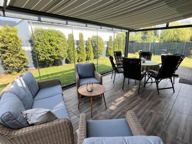 Neuwertiger Bungalow mit Wintergarten in Grasberg zu verkaufen