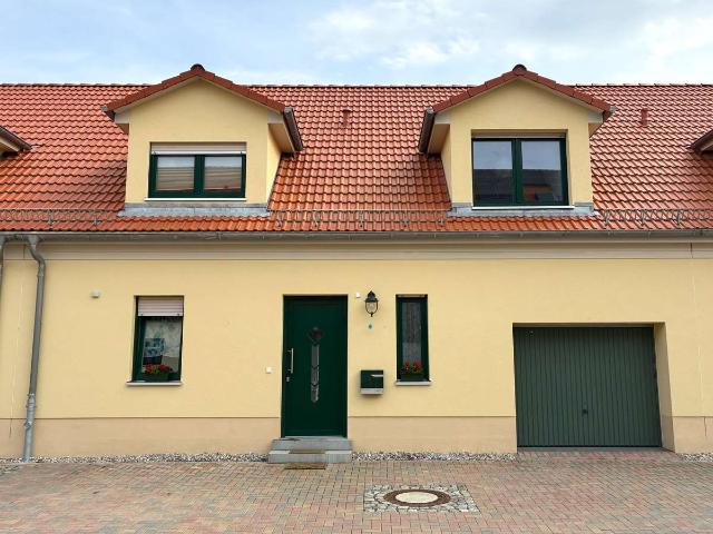 Neuweriges Reihenhaus Haus mit 135 m² Wohnfläche in Güldengossa am See