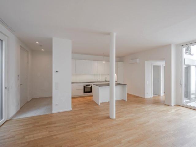 NEU+ 3 Zimmer Neubau Hofhaus mit 19 m² Garten und 16 m² Terrasse – provisionsfrei