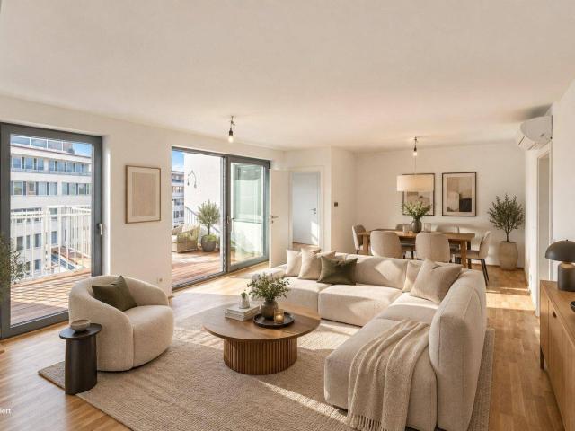 NEU+ 2 Zimmer Dachgeschosswohnung mit 26 m² Westterrasse, Klimaanlage und Lift nahe Augarten