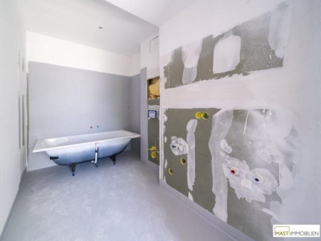 NEU* 2 Zimmer Wohnung ab Dezember!