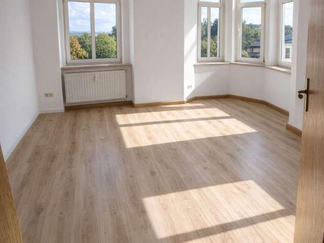 NEU* 2 Zimmer Wohnung – sofort verfügbar, EBK möglich