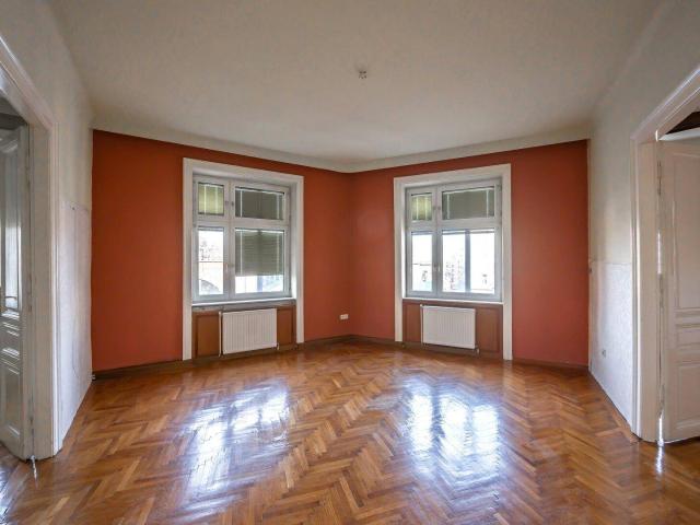 NEU+ Altbaujuwel: 3 Zimmer mit Charme & Entwicklungspotenzial