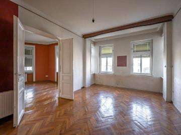 NEU+ Altbaujuwel: 3 Zimmer mit Charme & Entwicklungspotenzial