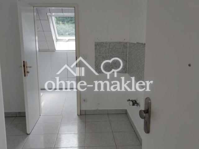 NEU: Attraktive, 2 Zimmer DG Wohnung in Herne Mitte im 3 FH mit Fußbodenheizung