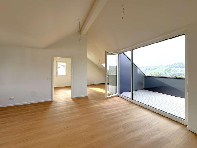 Neu ausgebaut: Dachgeschosswohnung mit Blick ins Grüne