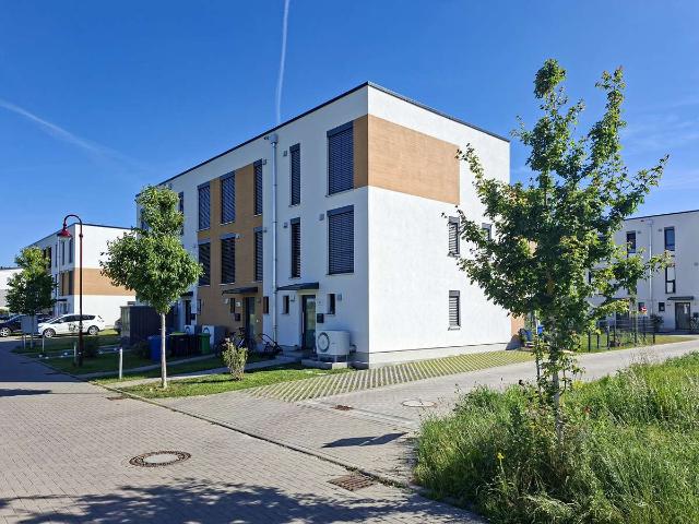 Neu gebautes Reihenendhaus zu vermieten