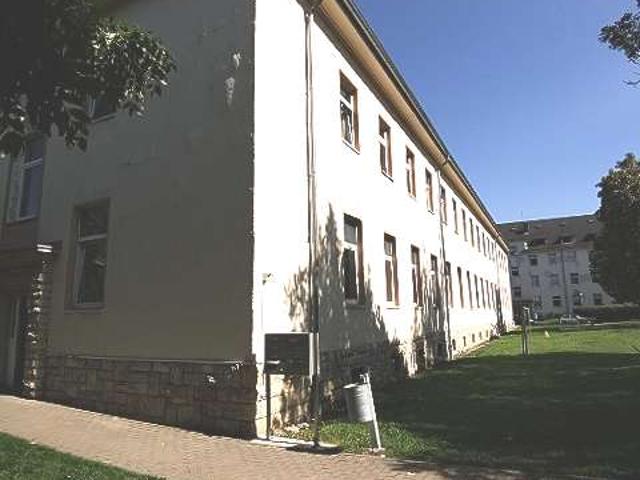 Neu gemacht – jetzt einziehen / Newly renovated – move right in