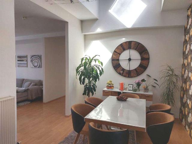 NEU! Großzügige 5,5 ZKB ETW mit 134 m² und Balkon in Linkenheim Hochstetten!