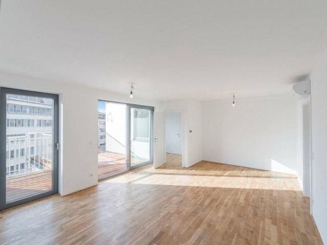 NEU+ Großartige 3 Zimmer DG Wohnung, tolle Lage, gute Aufteilung! mit Klimaanlage