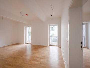 NEU+ fantastische 2 Zimmer Altbauwohnung mit Loggia Erstbezug BESTLAGE!