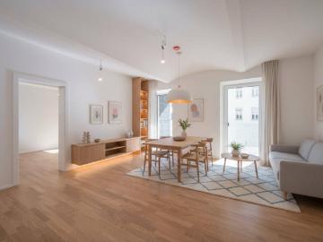 NEU+ großartige 2 Zimmer Altbauwohnung mit Terrasse Erstbezug TOPLAGE!