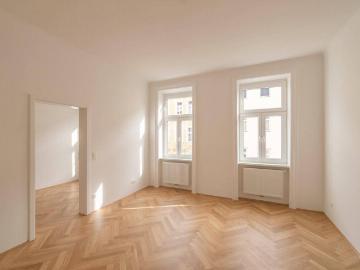 NEU+ Großartiger 2 Zimmer Altbau ERSTBEZUG in toller Lage