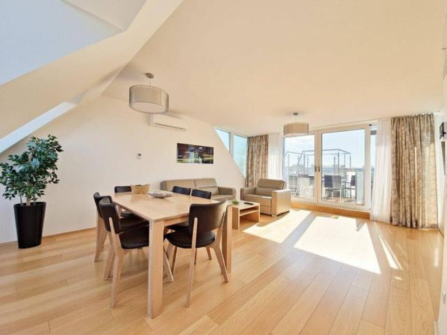 NEU + 50 m zum Augarten! Einzigartige 3 Zimmer Dachgeschosswohnung mit 2 Sonnenterrassen, Weitblick & Ruhelage