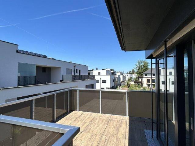Neu errichtete helle 2 Zimmer Dachgeschoßwohnung mit Balkon und Garagenplatz ERSTBEZUG