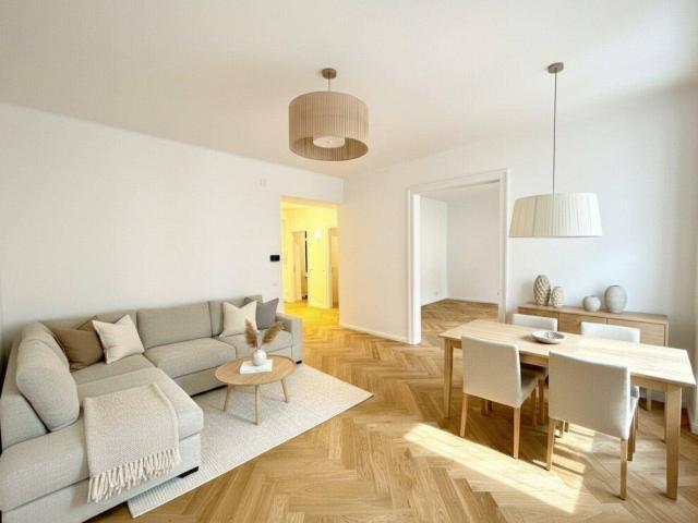 NEU! ERSTBEZUG! Generalsanierte 2 Zimmer Altbauwohnung in 1070! FUßBODENHEIZUNG!