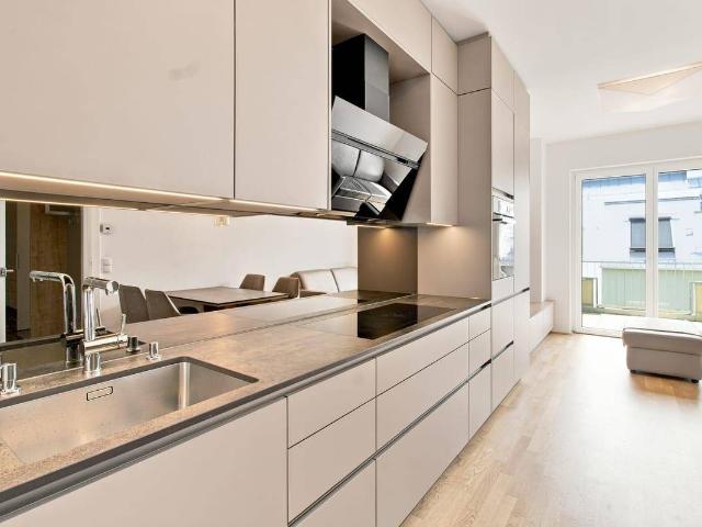 NEU in BRUNN + DG WOHNUNG mit DACHTERRASSE
