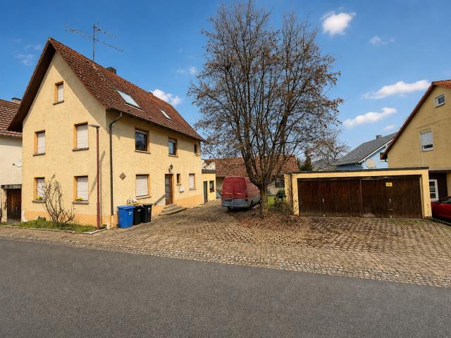 Neu in Gundelsheim mit direktem Neckarblick: Bestandsimmobilie mit zwei Bauplätzen
