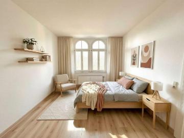 NEU & in Renovierung I neue Einbauküche I Bad mit Wanne