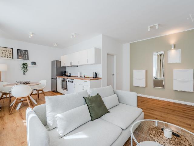 NEU möbliertes Apartment in bester City West Lage Ideal für Klinikpersonal!