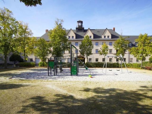 Wohnen am Küchwald NEU sanierte 2 Raum Whg. mit offenem Wohn Koch Essbereich und Tageslichtbad