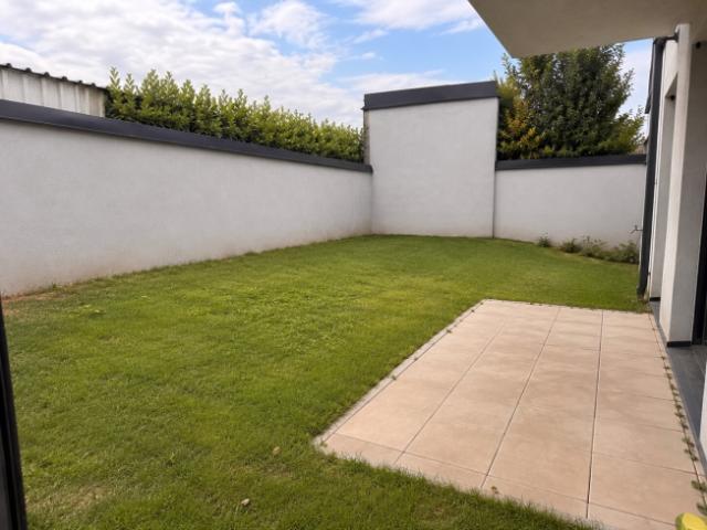 NEU! Moderne 2 Zimmer Gartenwohnung!