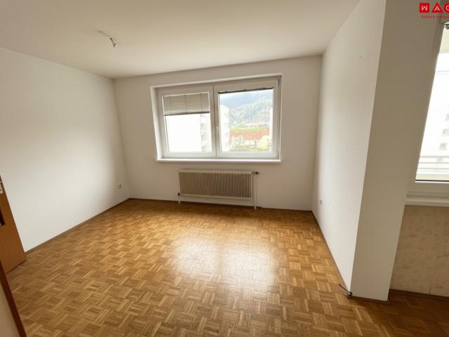 neu sanierte 3 zimmerwohnung mit großer loggia!