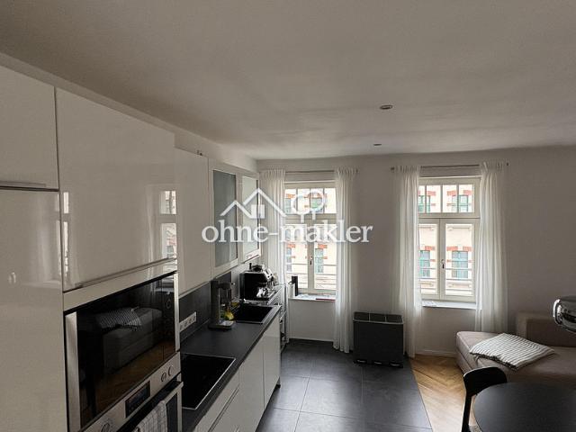 Neu sanierte 3 Zimmer Wohnung mit Luxus Einbauküche & großem Balkon zu vermieten