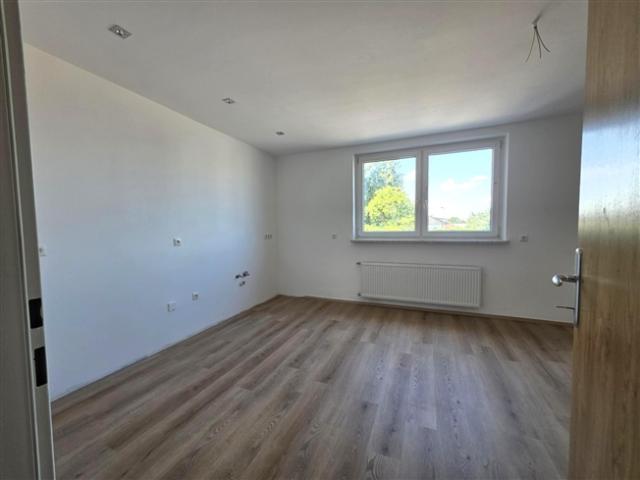 neu sanierte 3 Raumwohnung