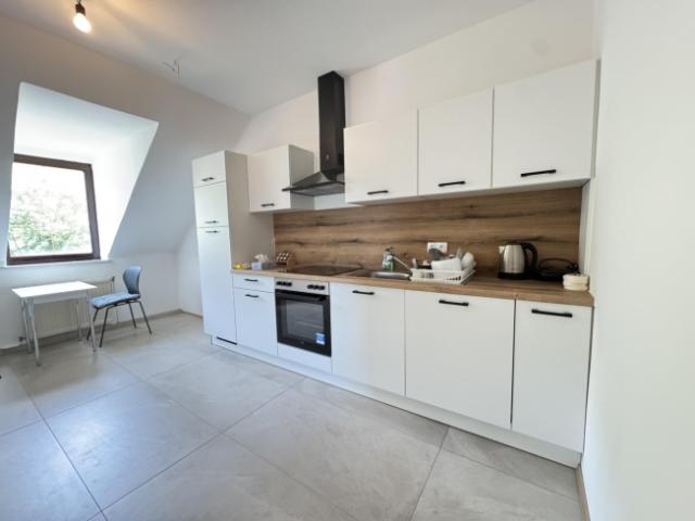 Neu sanierte 2 Zimmer Mietwohnung |