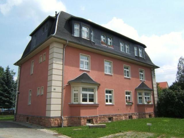 Neu sanierte 2 Raumwohnung mit Einbauküche