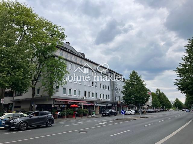 Neu sanierte 105m² 4 Zimmer Wohnung mit Dachterrasse & optionalem TG Stellplatz in Top Lage