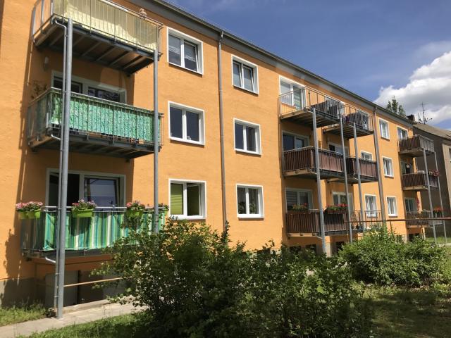 Neu sanierte 4 Raumwohnung mit zwei Balkonen
