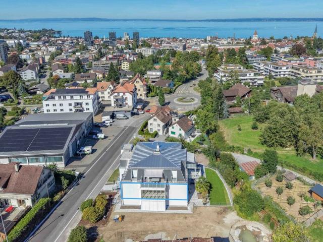 Neu sanierte, grosszügige 4.5 Zi. Wohnung im 1. OG mit Lift