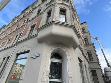 Neu sanierte, helle Wohnung