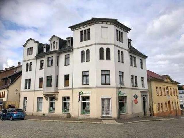 neu sanierte, moderne 2 Zi. Wohnung