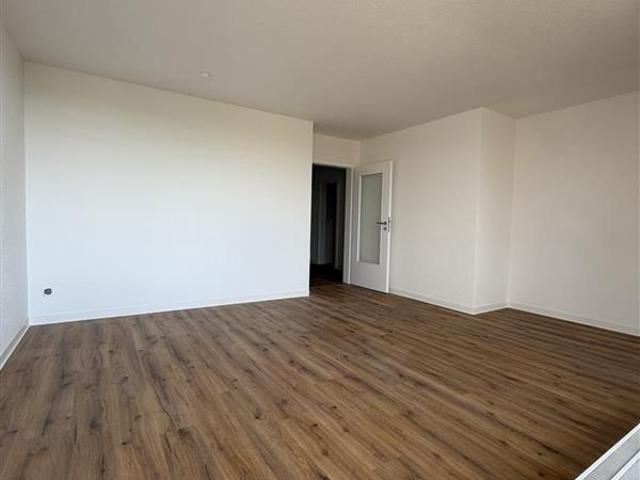 Neu sanierte Maisonette Wohnung mit Loggia sucht Familie!