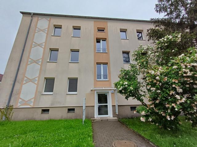 Neu sanierte Wohnung zum kleinen Preis 2. OG rechts