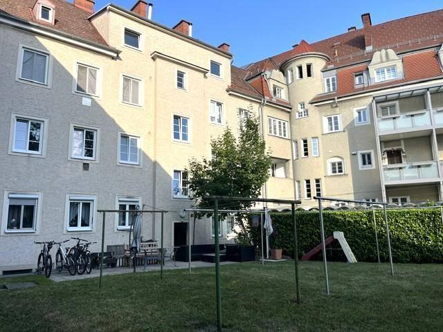 Neu sanierte Wohnung! Ideale Single /Pärchenwohnung!
