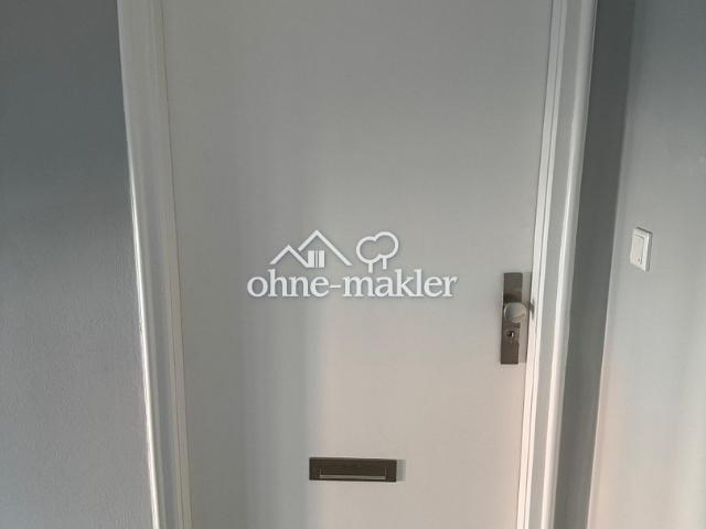 neu sanierte Wohnung im Hochparterre mit privater, grüner uneinsehbarer Gartenoase